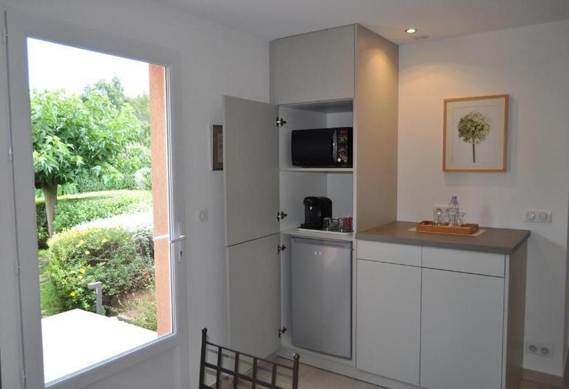 テラス付スイート, La Bégude Du Pascouren