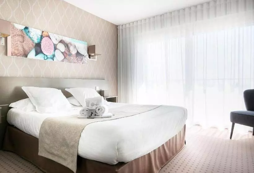 اتاق استاندارد با چشم‌انداز دریا, Hôtel La Petite Sirène Quiberon
