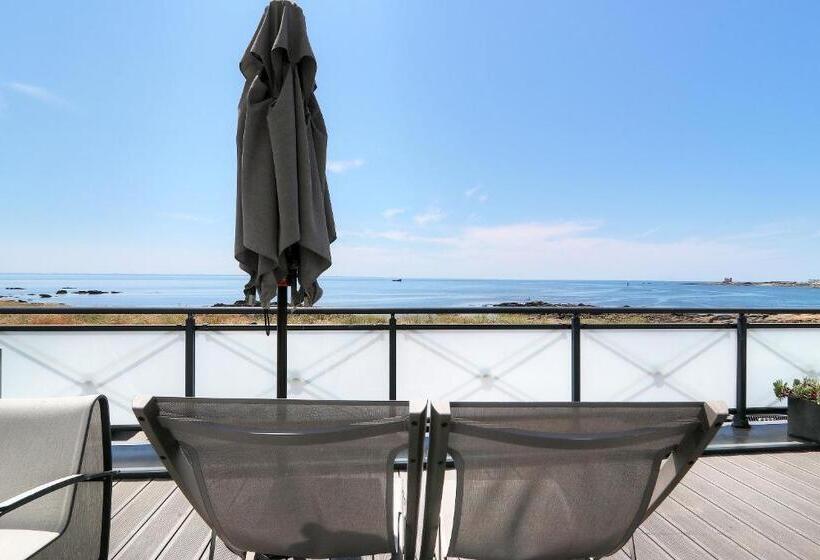 اتاق خانوادگی با چشم‌انداز دریا, Hôtel La Petite Sirène Quiberon