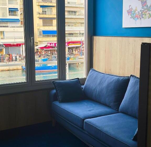 Четырехместный Номер Стандарт, Hôtel Les 4 éléments