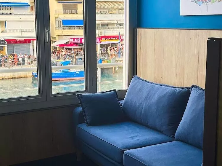 スタンダード４人部屋, Hôtel Les 4 éléments