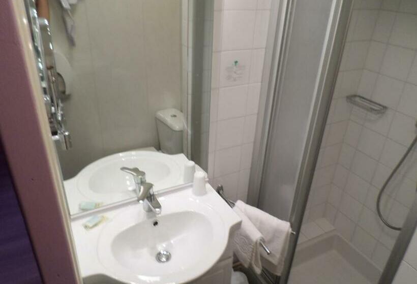 标准单人间, Logis Hôtel Restaurant Les Carillons