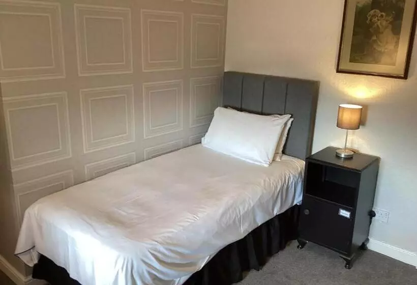 Standard Yhden Hengen Huone, Rayanne House