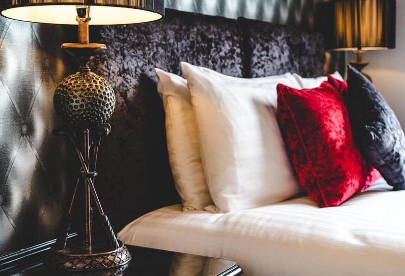 غرفة سوبيريور, Rayanne House