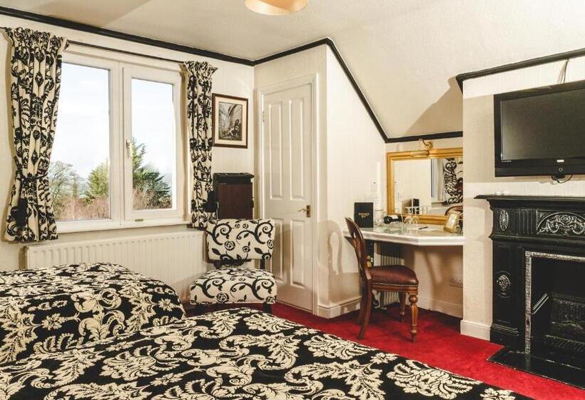 غرفة ديلوكس ثلاثية, Rayanne House