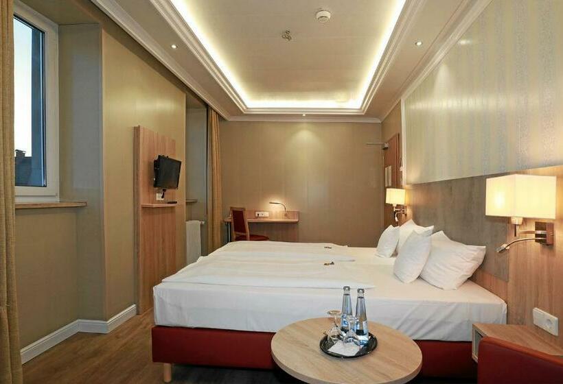 Номер Комфорт, Danner