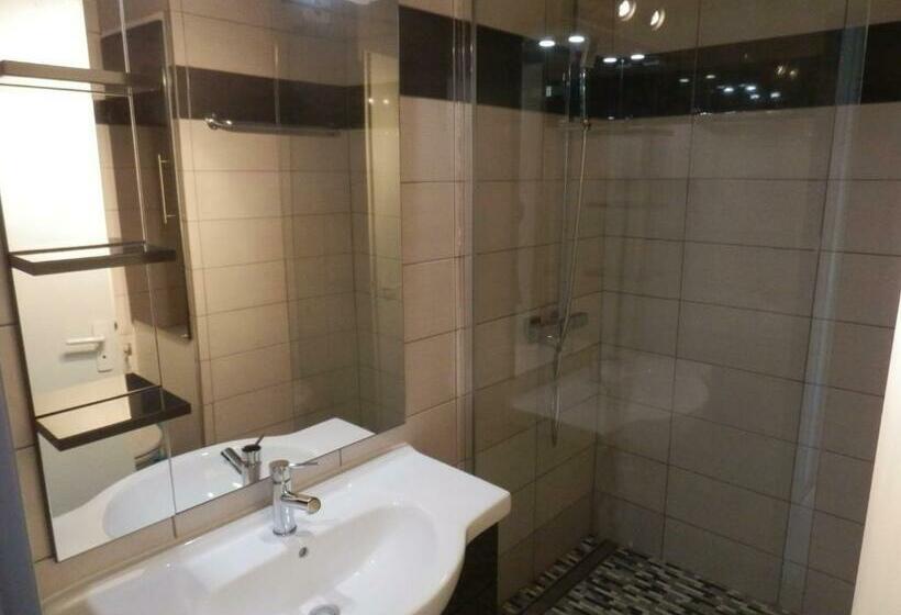 استودیوی استاندارد, Résidence Ulysse