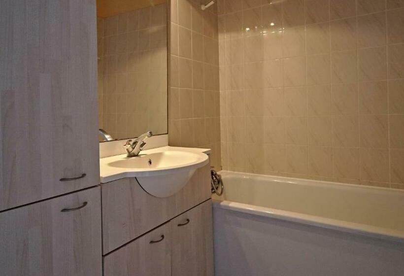 استودیوی استاندارد, Résidence Ulysse