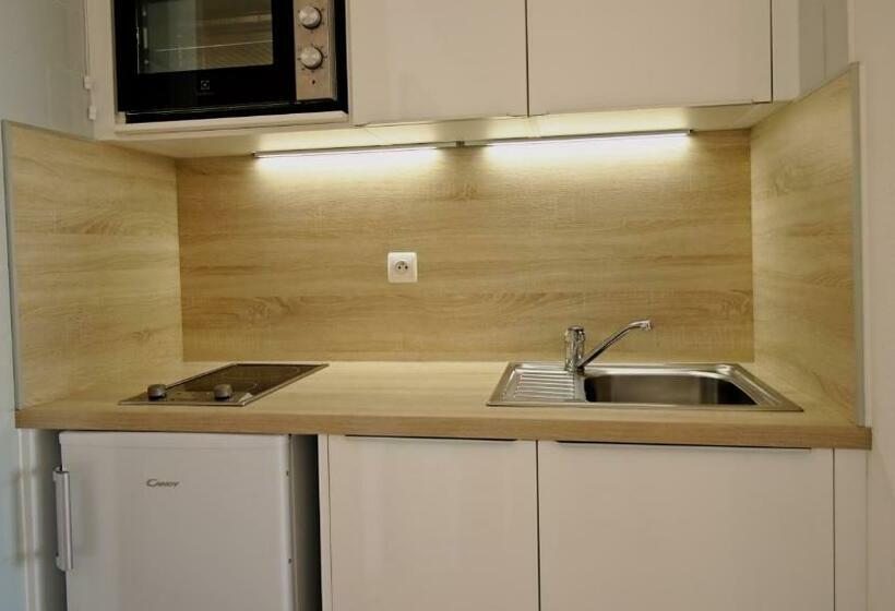 استودیوی استاندارد, Résidence Ulysse