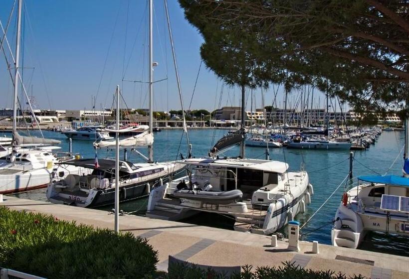 آپارتمان 2 خوابه, Résidence Ulysse