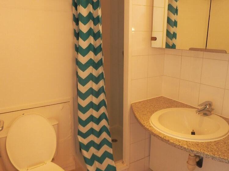 استودیوی استاندارد, Résidence Ulysse