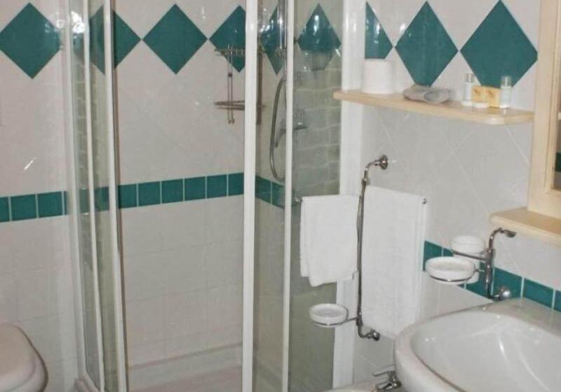 غرفة قياسية فردية, Stella 2000