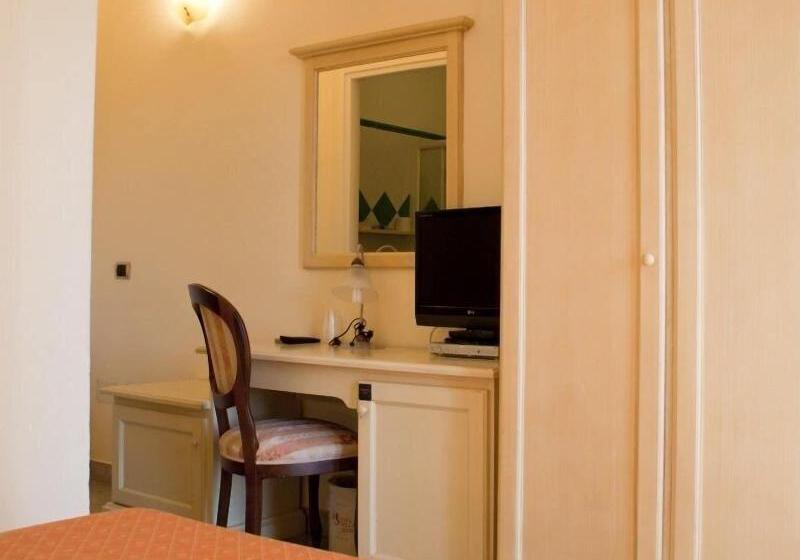 غرفة قياسية فردية, Stella 2000