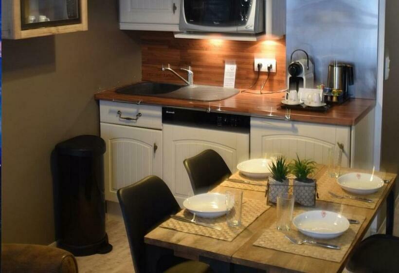 クラブルーム, Suite Appart Hôtel La Loggia By M Spa