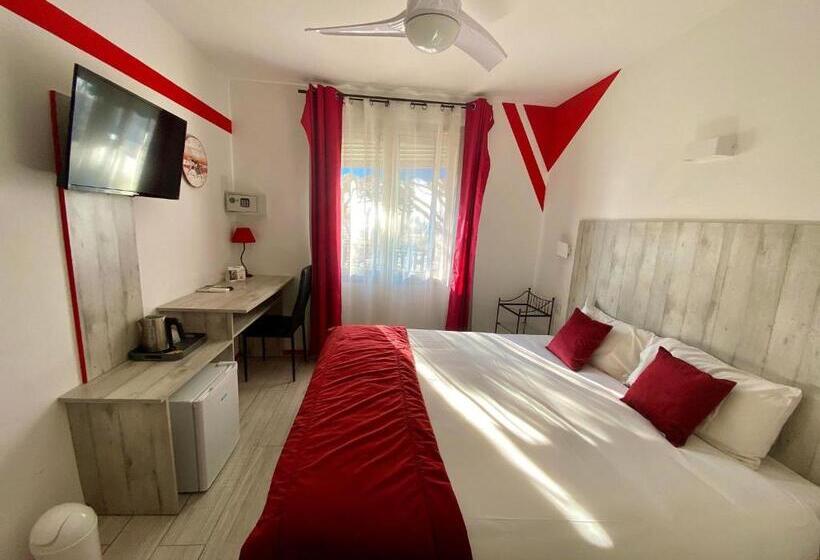 חדר קומפורט, The Originals City, Hôtel Azur,fossurmer