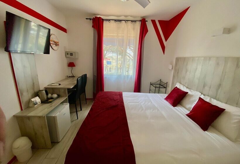 חדר קומפורט, The Originals City, Hôtel Azur,fossurmer