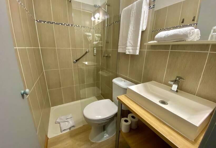 חדר סטנדרט, The Originals City, Hôtel Azur,fossurmer