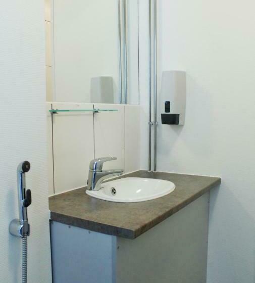 חדר סטנדרט יחיד, Turistihovi