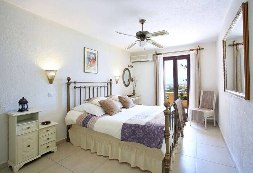 带1个卧室的带海景的公寓, Villa Galini