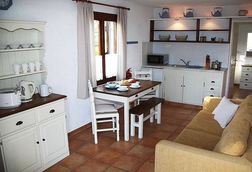 带2个卧室带海景的公寓, Villa Galini