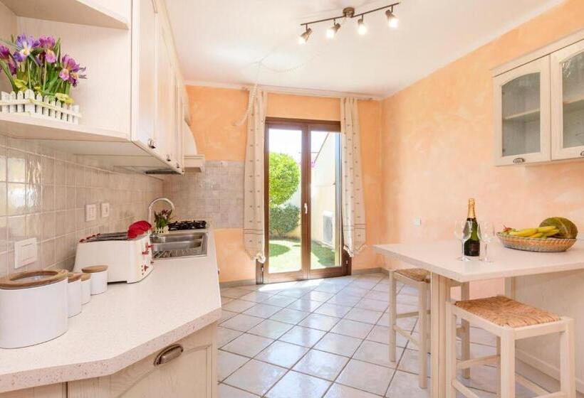 침실 2개 아파트, Villaggio Turchese