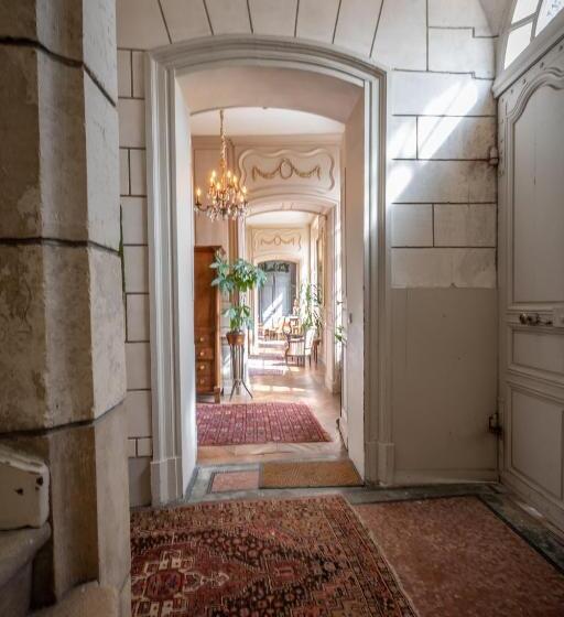 Номер Стандарт, L Hotel De Panette, Un Exceptionnel Château En Ville   Cathédrale