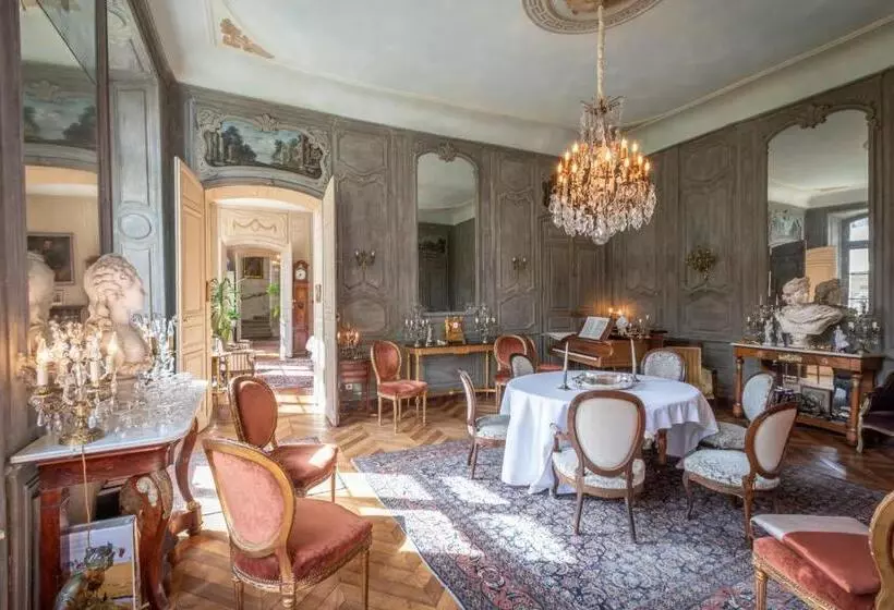 スタンダードルーム, L Hotel De Panette, Un Exceptionnel Château En Ville   Cathédrale