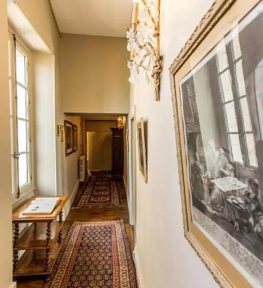 スタンダードルーム, L Hotel De Panette, Un Exceptionnel Château En Ville   Cathédrale