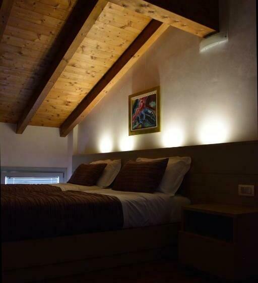 家庭套房, Amamantua