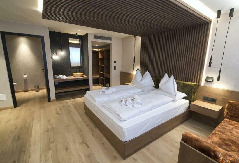 غرفة قياسية, Bonfanti Design