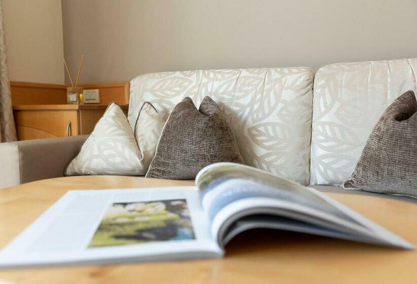 جناح, Burggräflerhof