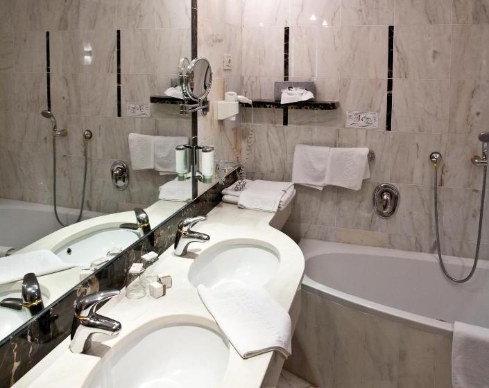 جناح, Burggräflerhof