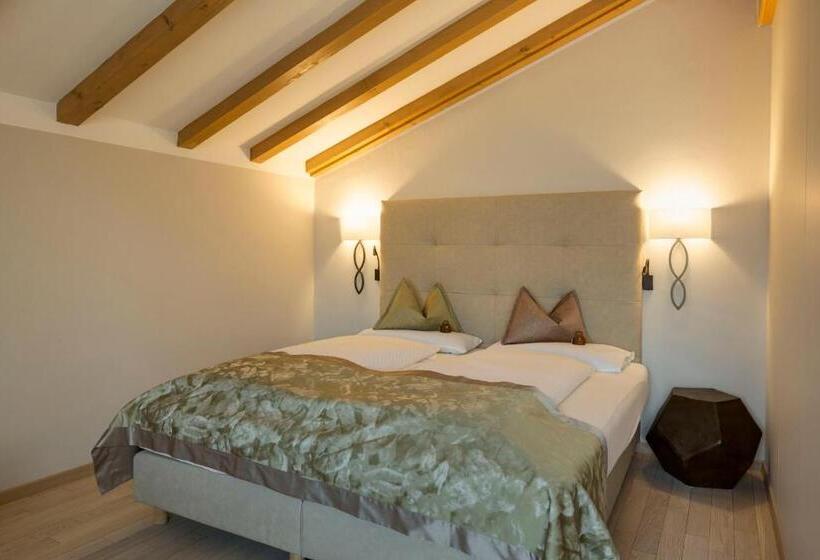 غرفة كومفورت, Burggräflerhof