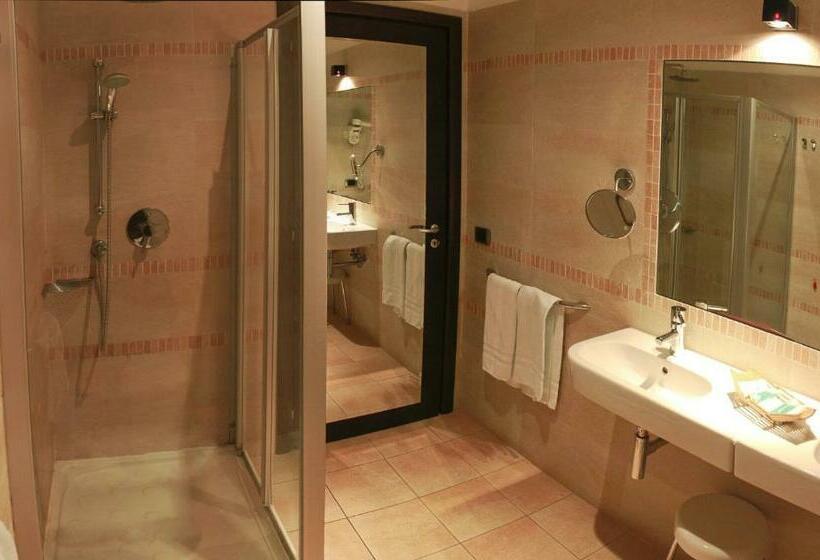 اتاق استاندارد سه نفره, Bv Airone Resort