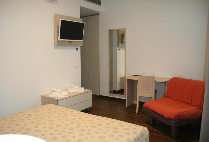 Superior room with lake view, Casa Immacolata