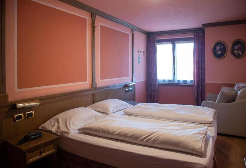 اتاق استاندارد, Compagnoni