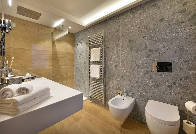 اتاق راحتی, Compagnoni