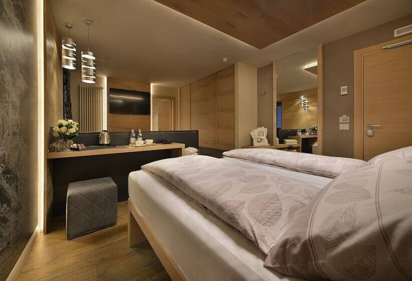 آپارتمان سوپریور 1 خوابه, Compagnoni