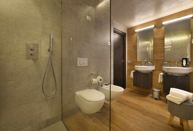 سوئیت خانواده 2 خوابه, Compagnoni