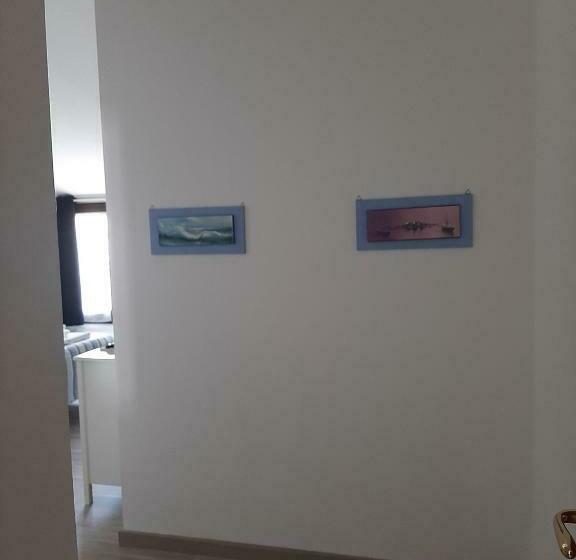 舒适三人间, Cuscino E Cappuccino B&b