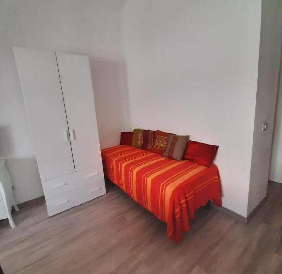 标准三人间, Cuscino E Cappuccino B&b