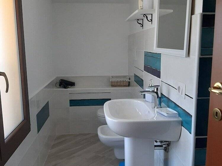 舒适三人间, Cuscino E Cappuccino B&b