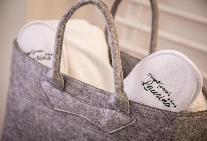 이코노미 룸, Garnì Laurino