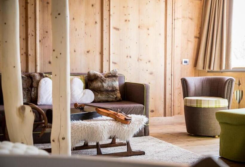 발코니가 있는 스위트, Garnì Laurino