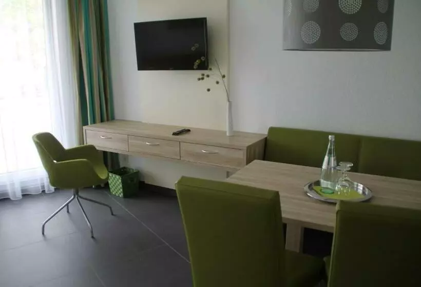 Huoneisto 1 Makuuhuone, Gästehaus Wilhelmshöhe