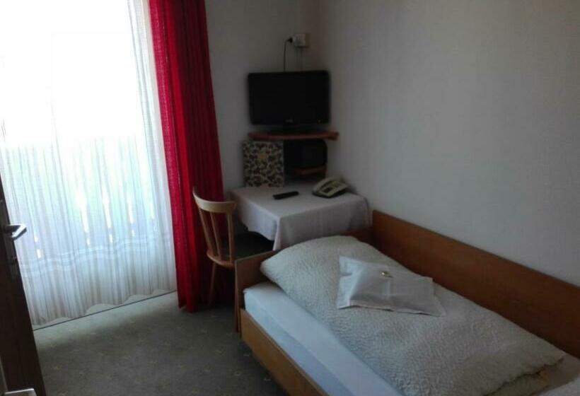 חדר סטנדרט יחיד עם מרפסת, Haselried