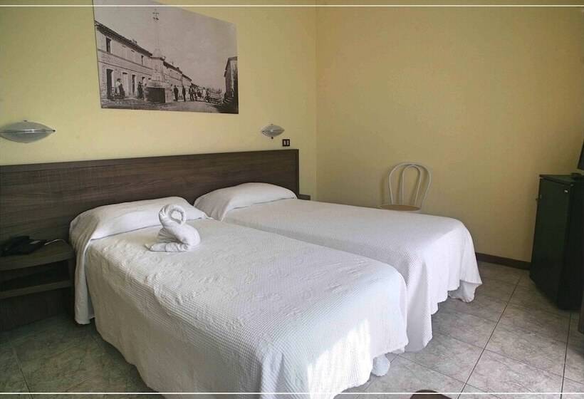 Номер Стандарт, I Cugini