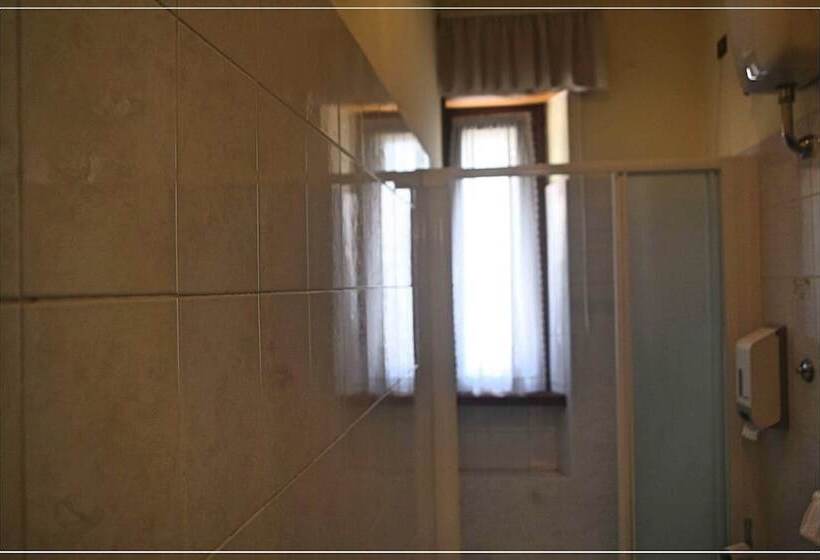 Номер Стандарт, I Cugini