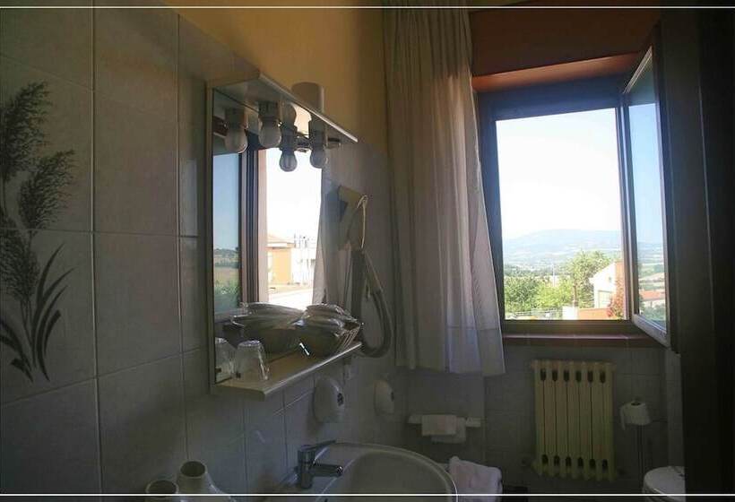 Номер Стандарт, I Cugini