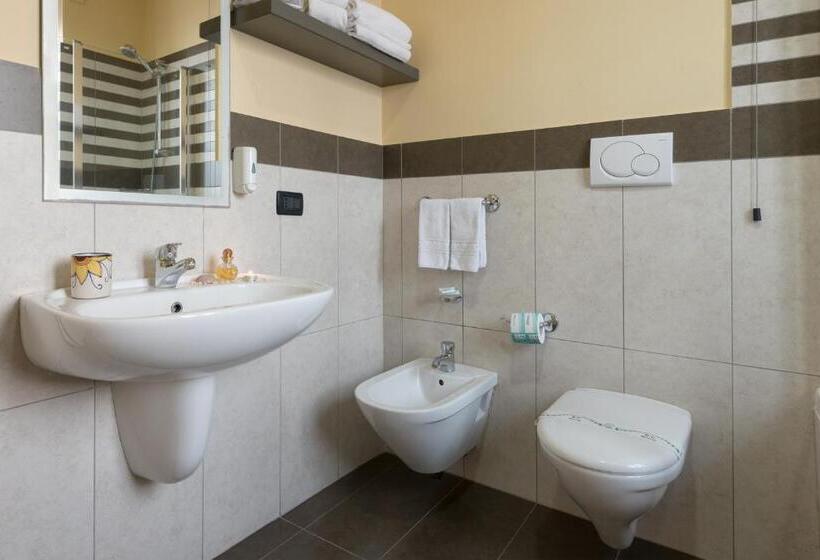 חדר סטנדרט לשלושה, La Chiocciola